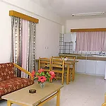 Kokkinos Boutique