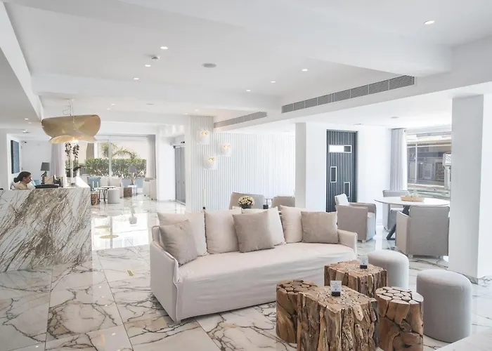 Otel Kokkinos Boutique Protaras