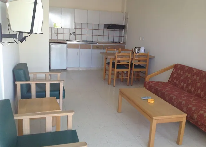 Otel Kokkinos Boutique 4*